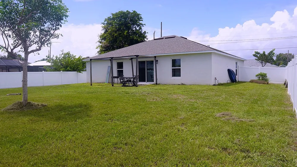 1921 SE JOYNER CIRCLE Port St. Lucie, FL 34952