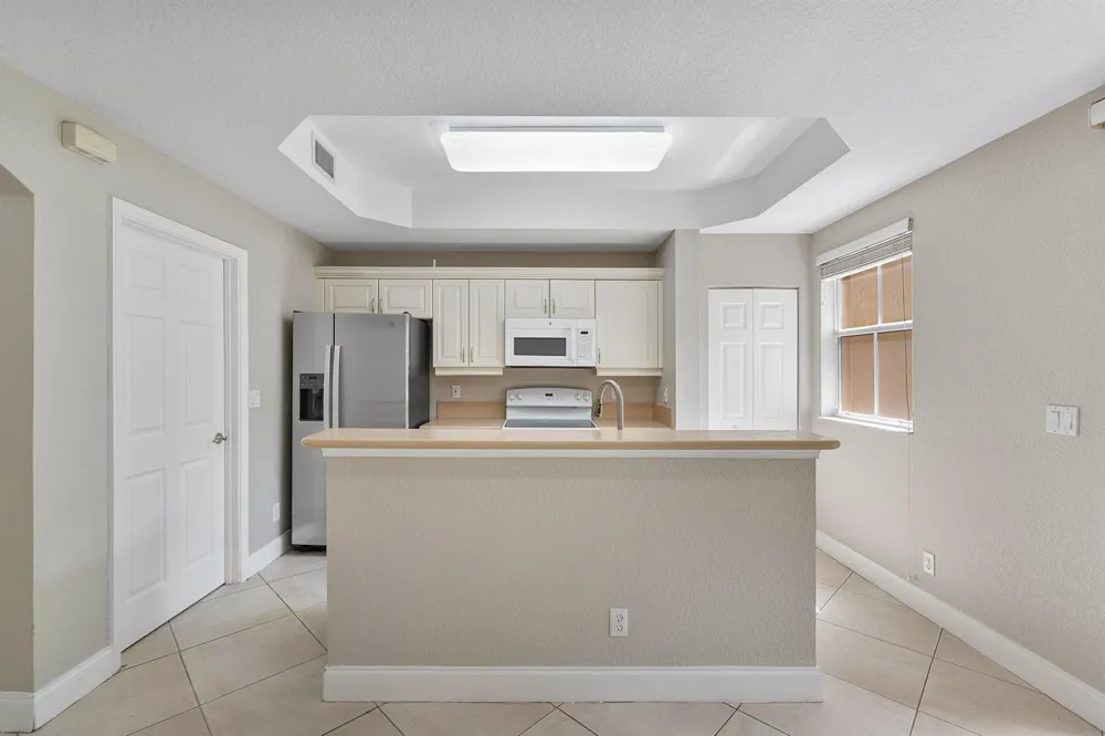 2896 Hidden Hills Road #1002 West Palm Beach, FL 33411