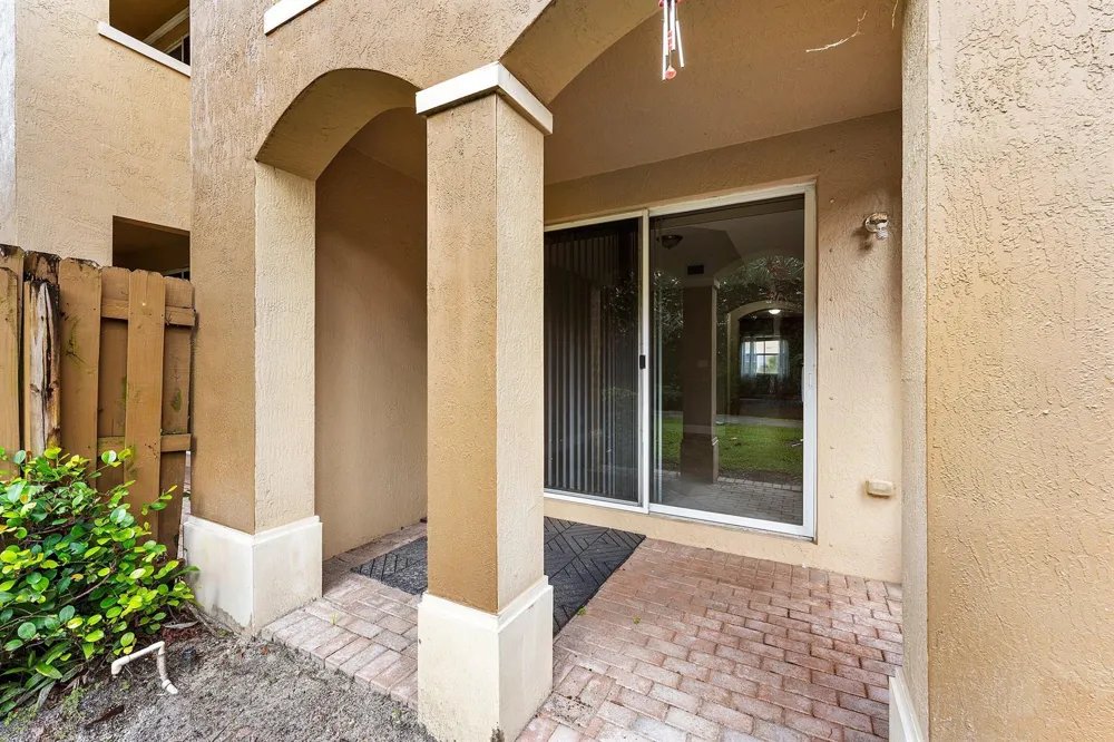 2896 Hidden Hills Road #1002 West Palm Beach, FL 33411