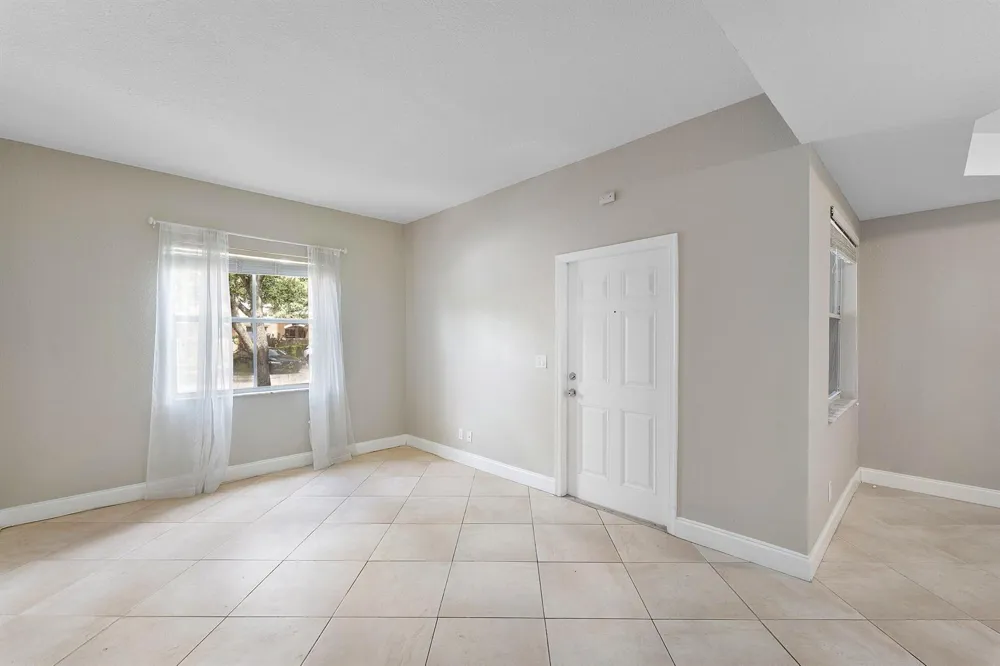 2896 Hidden Hills Road #1002 West Palm Beach, FL 33411