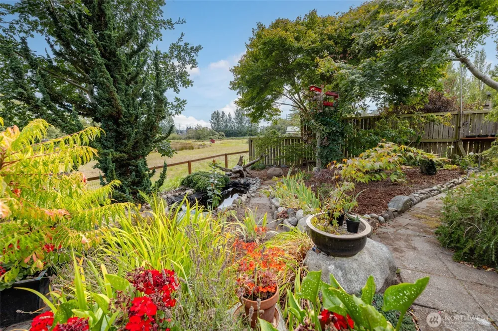5375 Shore Meadow Road Freeland, WA 98249