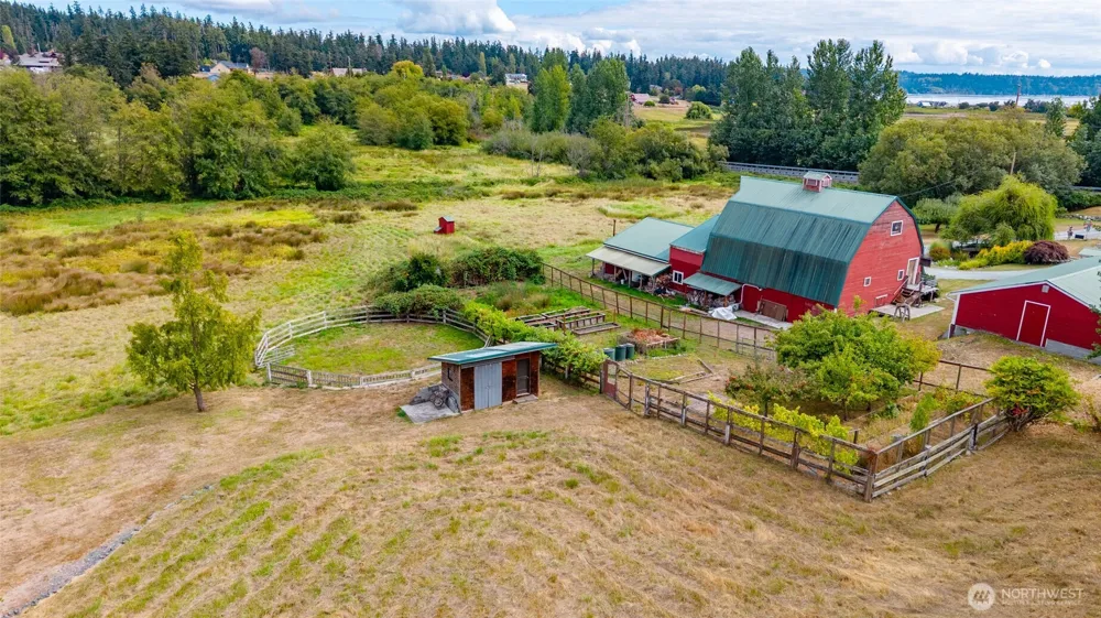 5375 Shore Meadow Road Freeland, WA 98249