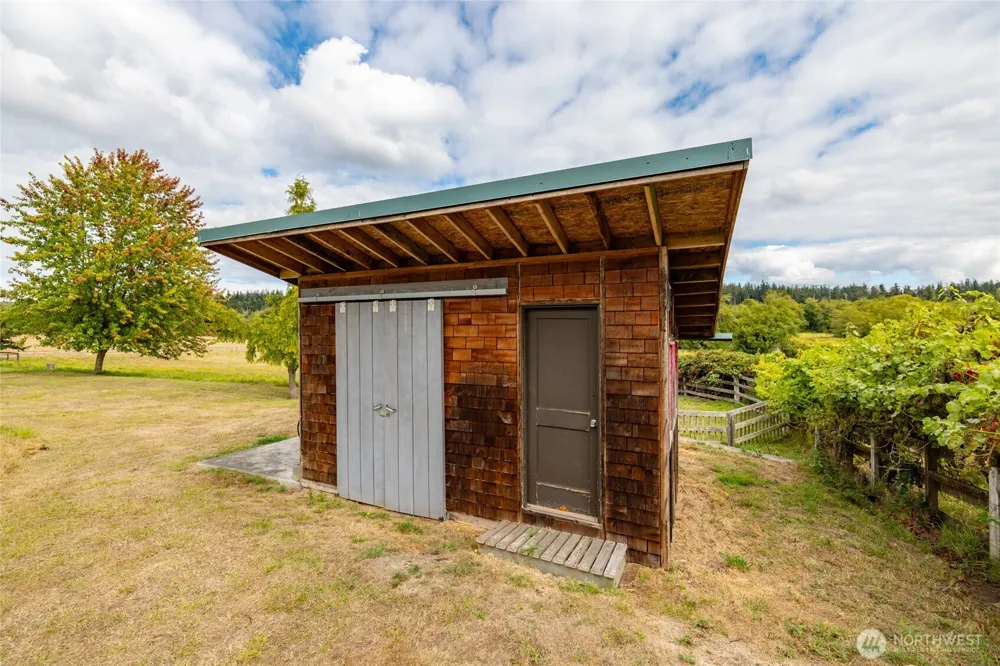 5375 Shore Meadow Road Freeland, WA 98249