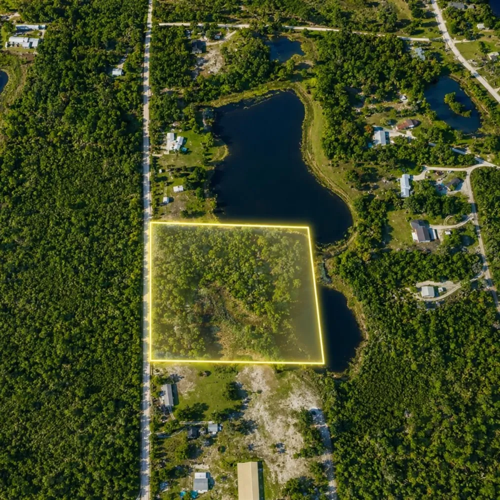 LESLIE DRIVE Deland, FL 32720
