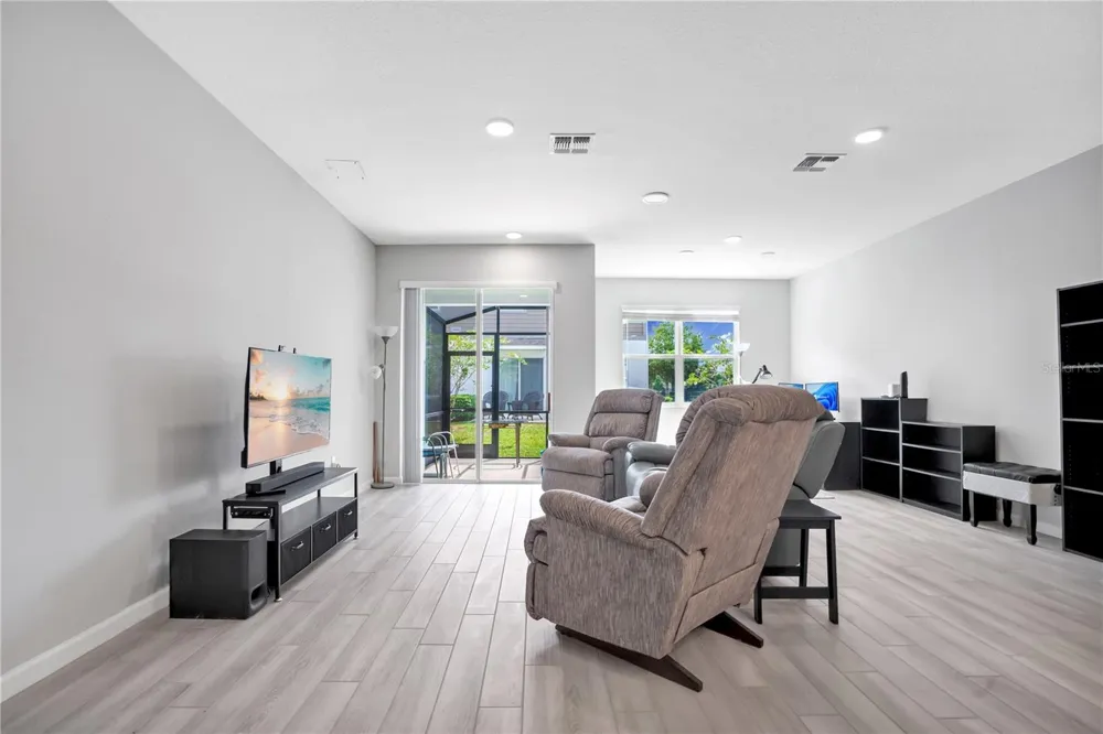 4835 JACKSTAFF WAY Oviedo, FL 32765