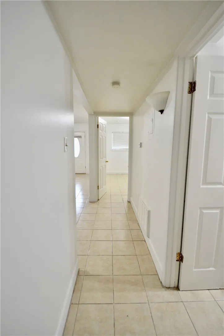 1004 Austin Street #3 Portland, TX 78374