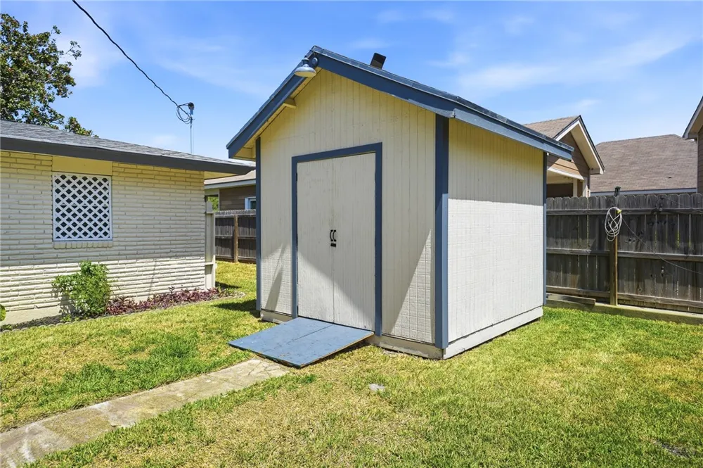 843 S Lamont Street Aransas Pass, TX 78336