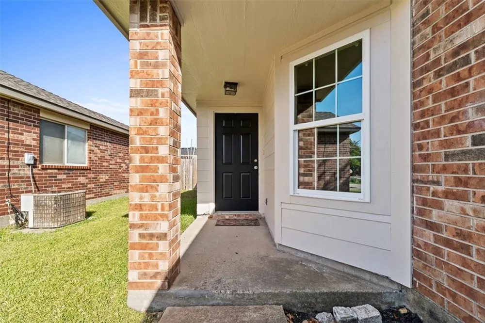 1009 Cupertino Street Portland, TX 78374