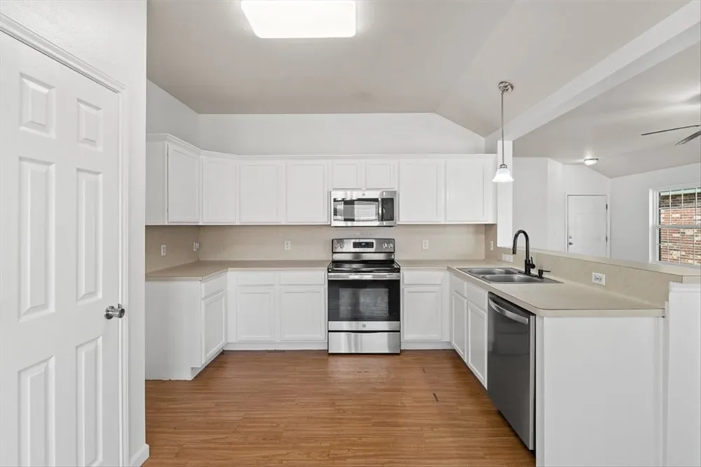 1009 Cupertino Street Portland, TX 78374