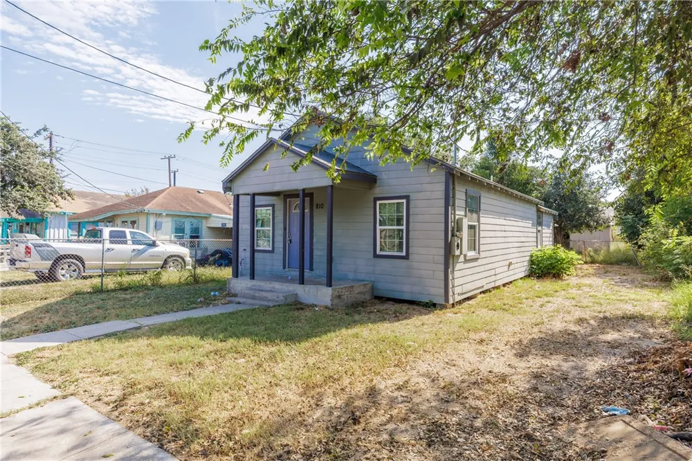 810 11th Street Corpus Christi, TX 78404