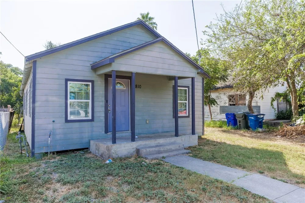 810 11th Street Corpus Christi, TX 78404