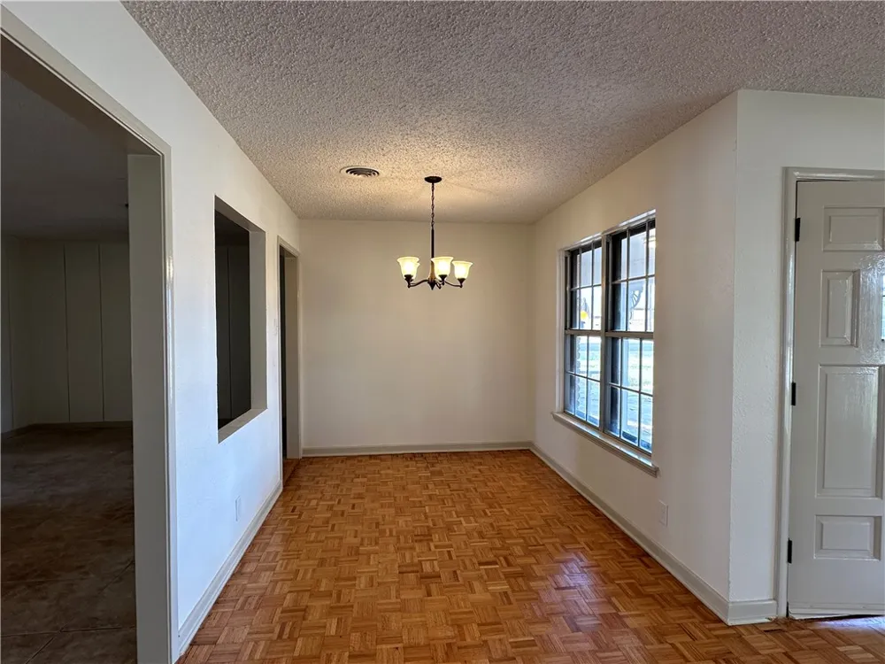 502 Greenway Drive Corpus Christi, TX 78412
