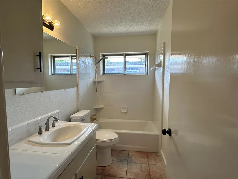 502 Greenway Drive Corpus Christi, TX 78412