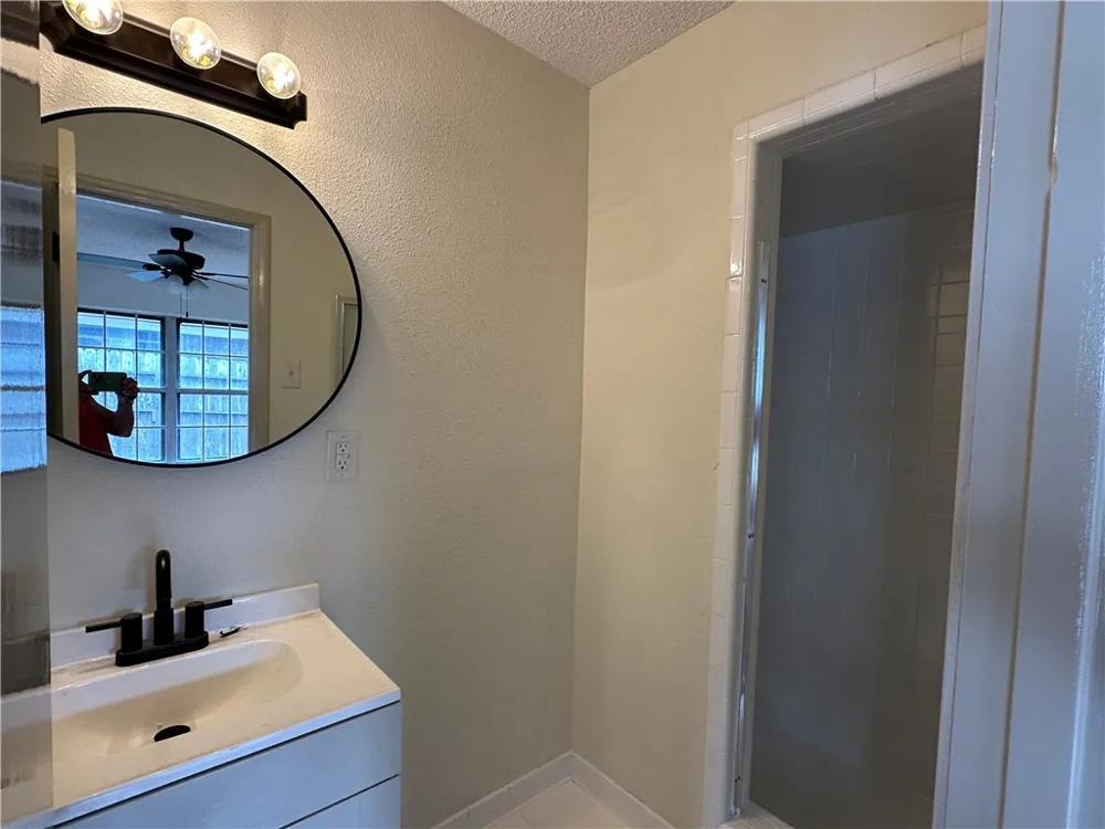 502 Greenway Drive Corpus Christi, TX 78412
