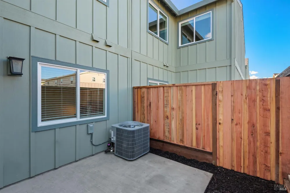 1503 Patty Place Santa Rosa, CA 95407