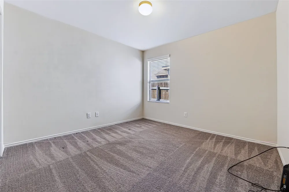 328 Circle Way #31E Jarrell, TX 76537
