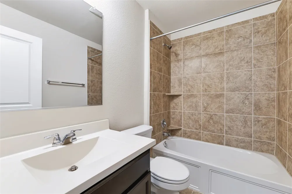 328 Circle Way #31E Jarrell, TX 76537