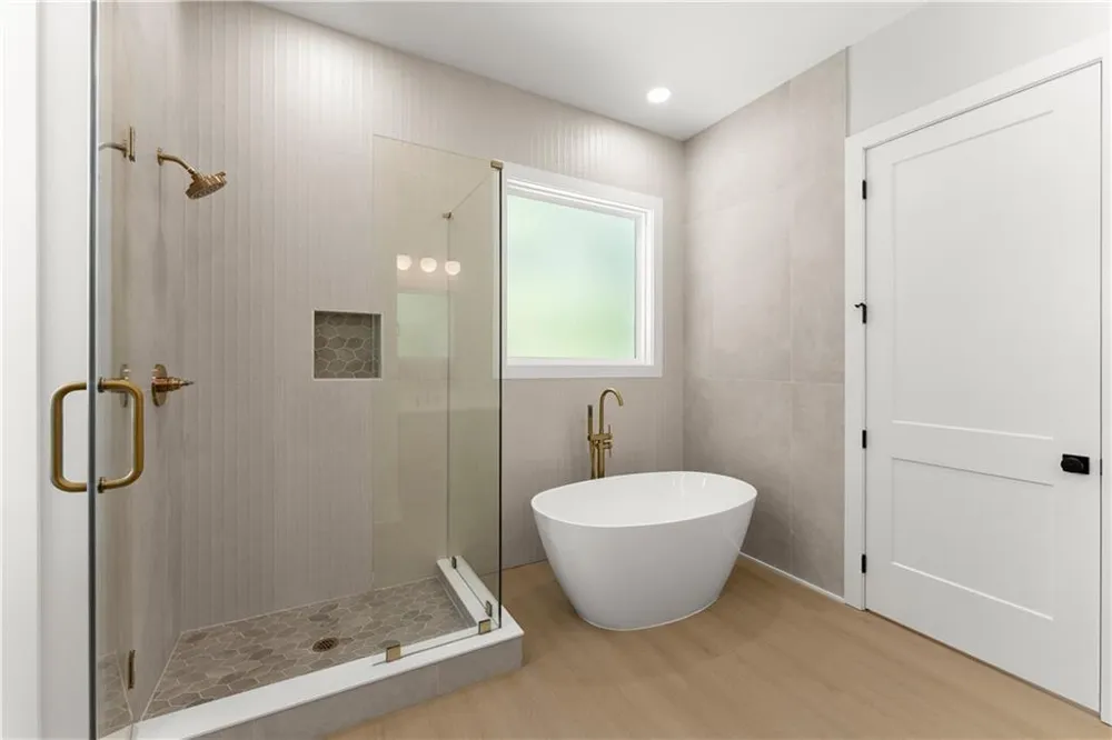 5019 Nichols Drive Flowery Branch, GA 30542
