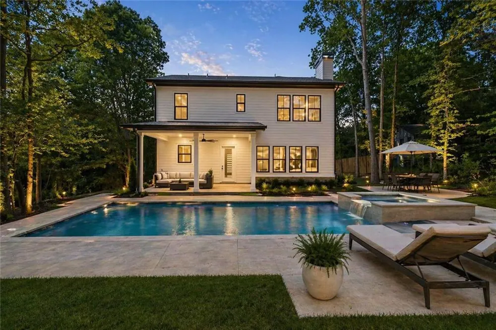 5019 Nichols Drive Flowery Branch, GA 30542