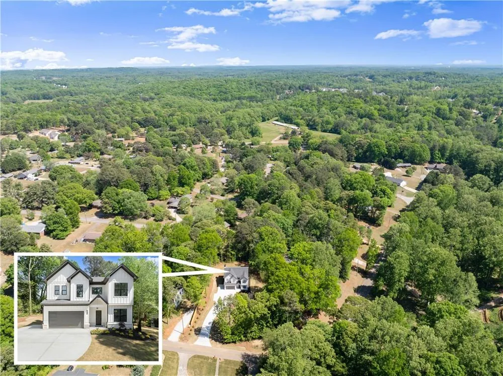 5019 Nichols Drive Flowery Branch, GA 30542