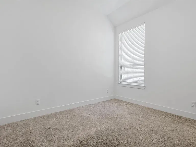 1417 Sumner Street Aubrey, TX 76227