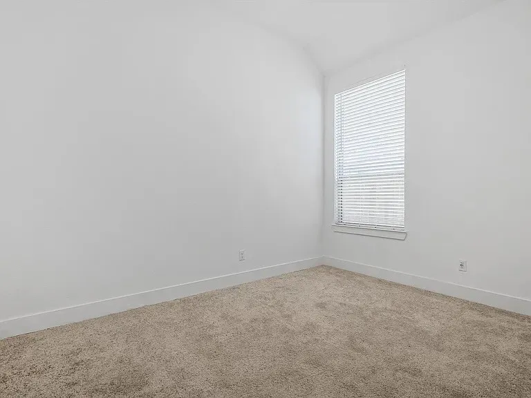 1417 Sumner Street Aubrey, TX 76227