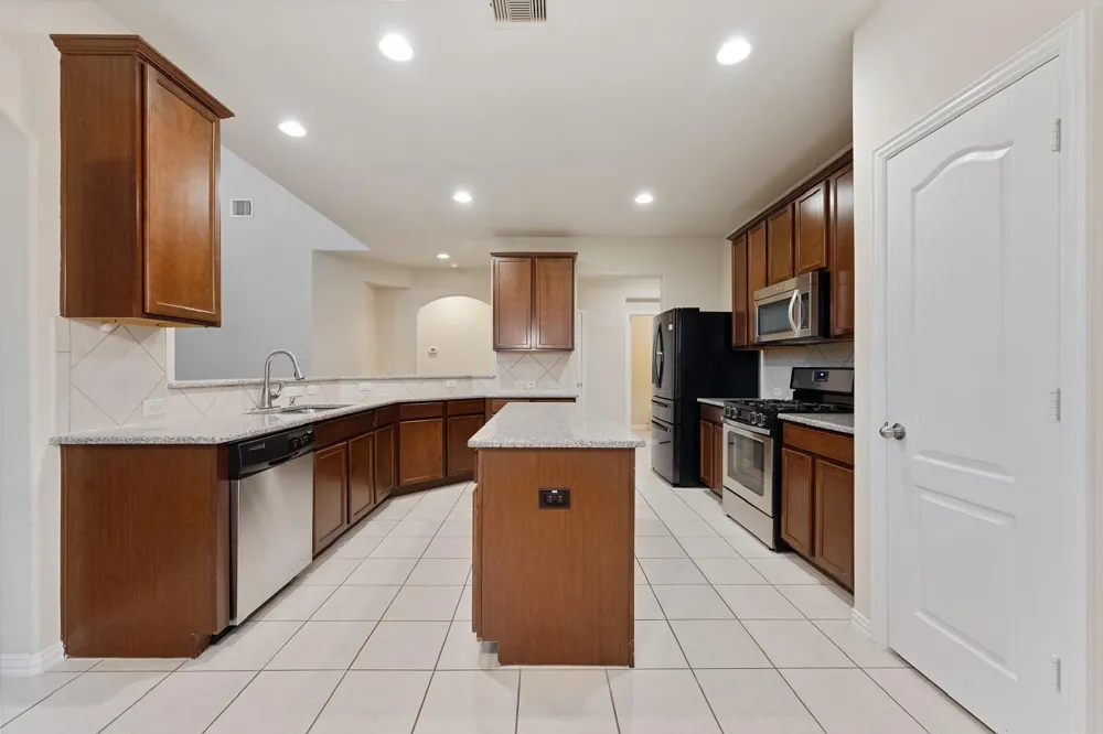 26116 Chivalry Court Kingwood, TX 77339