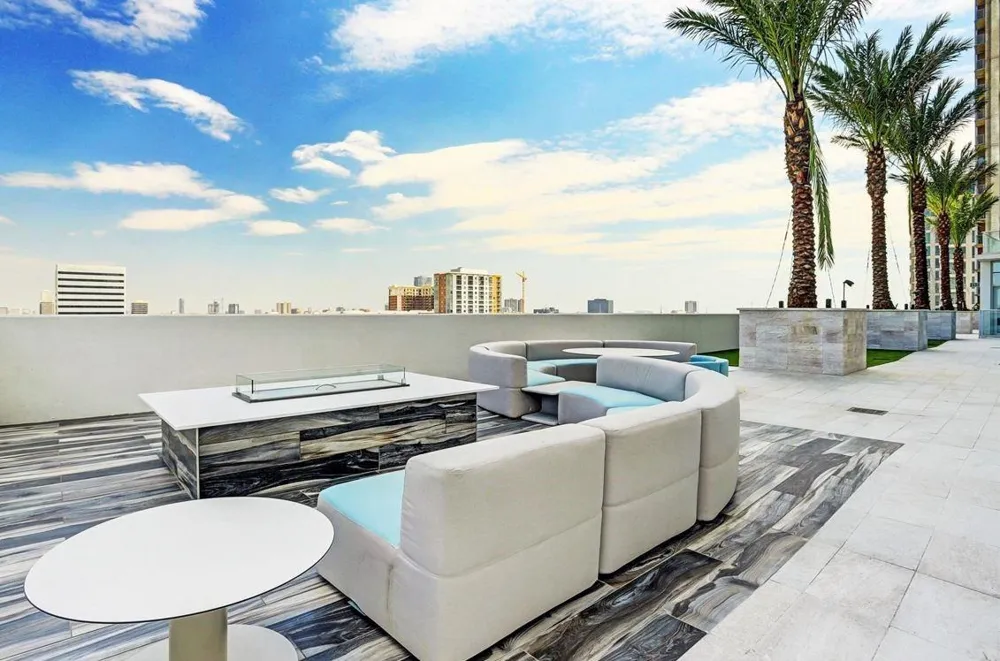 4521 San Felipe Street #2601 Houston, TX 77027