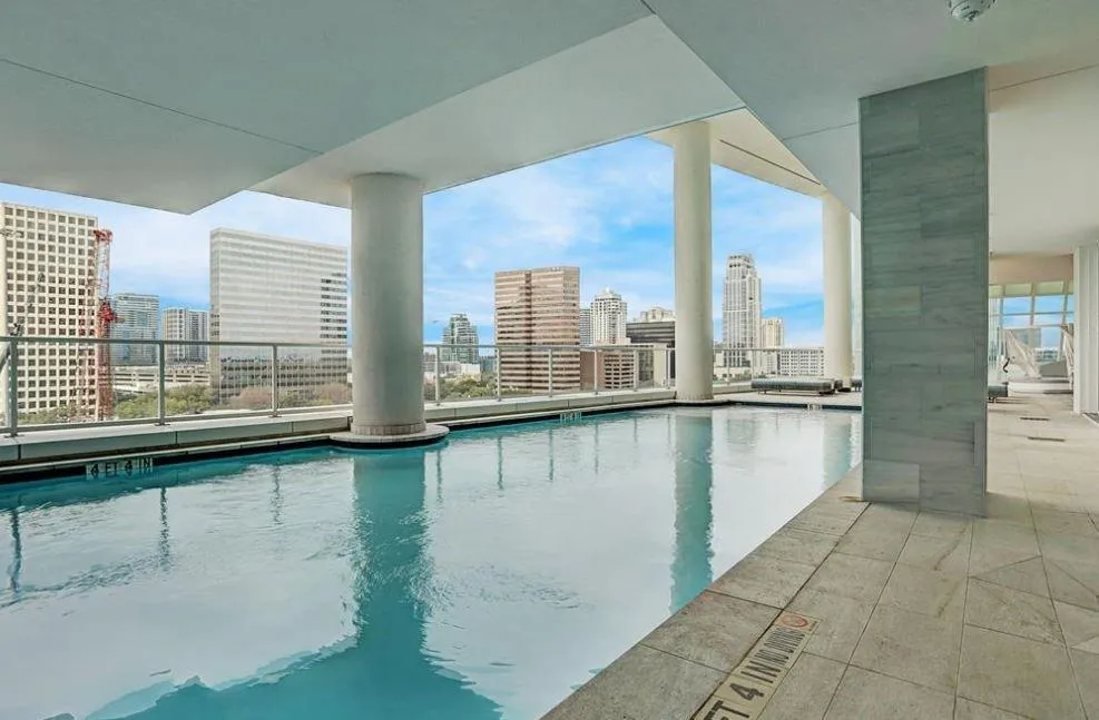 4521 San Felipe Street #2601 Houston, TX 77027