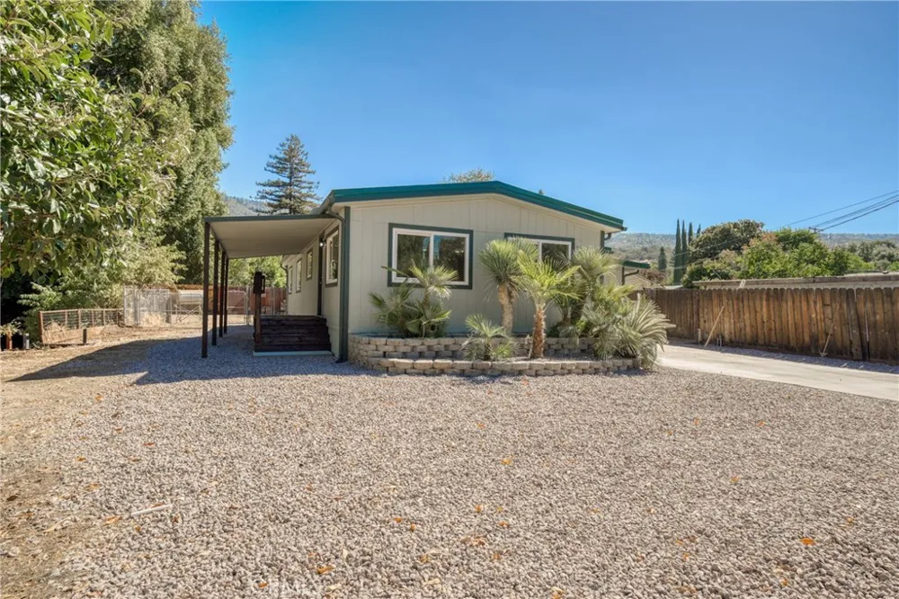4434 Bush Lucerne, CA 95458