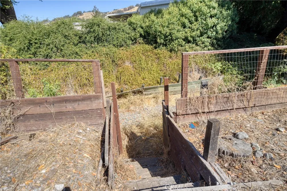 4434 Bush Lucerne, CA 95458
