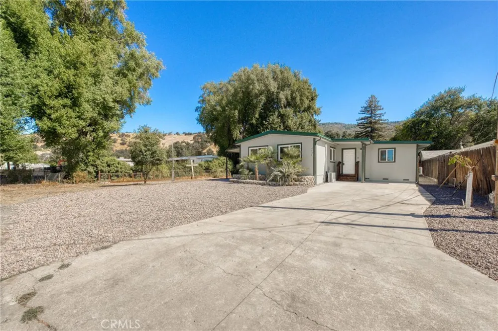 4434 Bush Lucerne, CA 95458