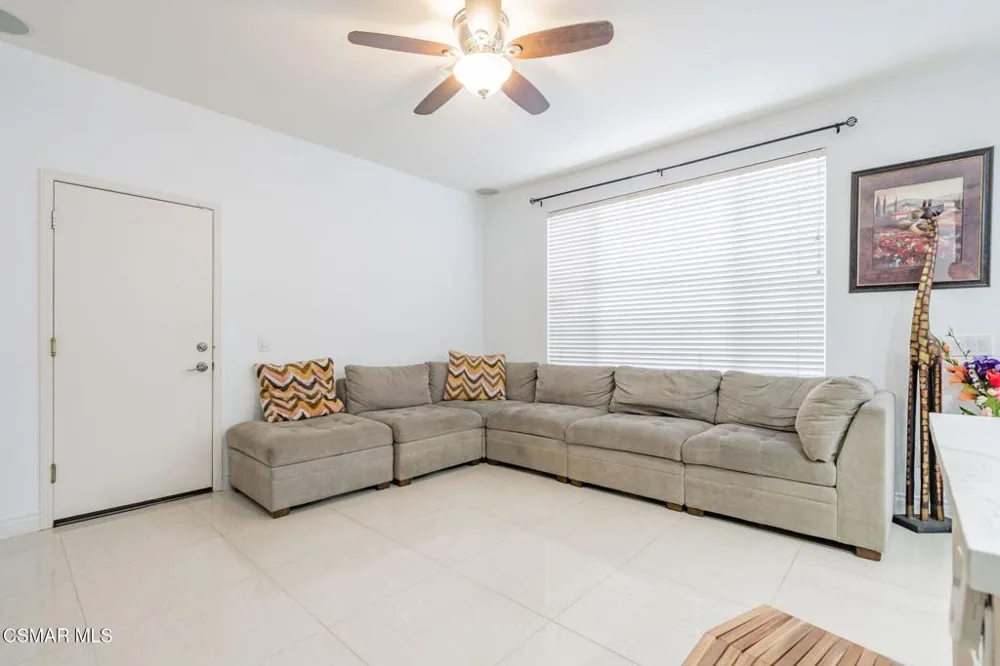 5053 Flagstone Lane Simi Valley, CA 93063