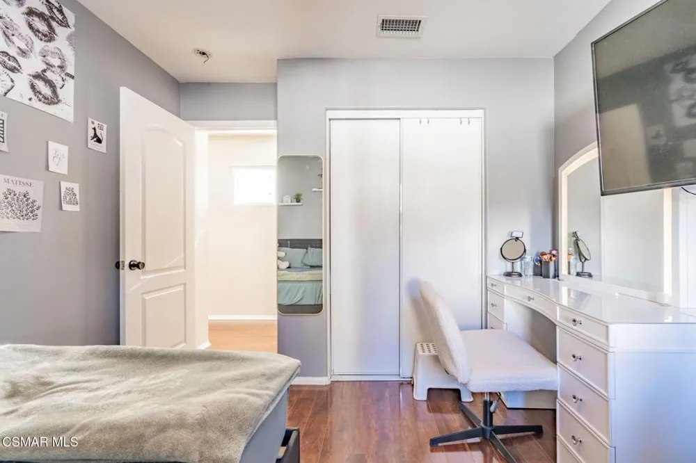 5053 Flagstone Lane Simi Valley, CA 93063