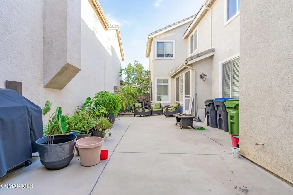 5053 Flagstone Lane Simi Valley, CA 93063