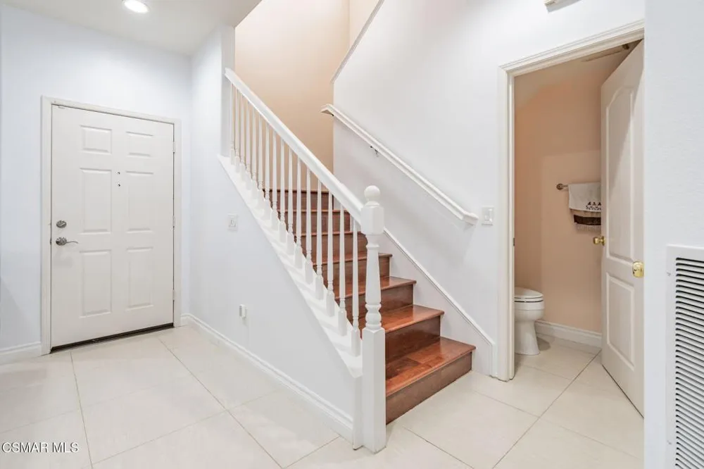 5053 Flagstone Lane Simi Valley, CA 93063