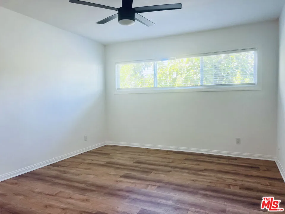 5263 Riverton Avenue #8 North Hollywood, CA 91601