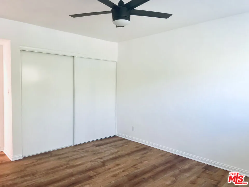 5263 Riverton Avenue #8 North Hollywood, CA 91601