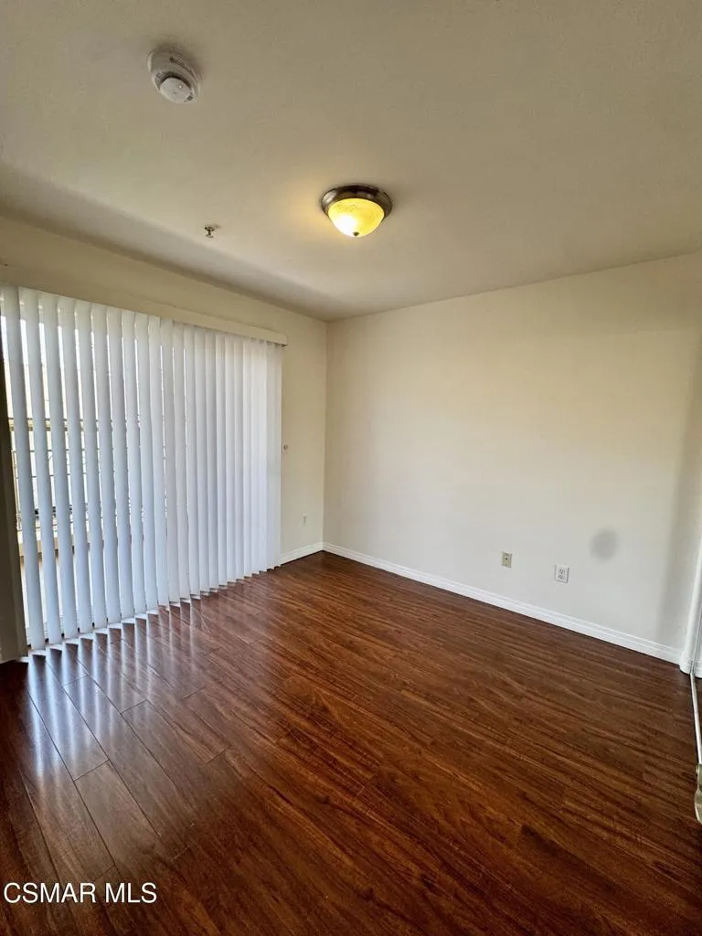 13525 Vanowen Street #106 Van Nuys, CA 91405