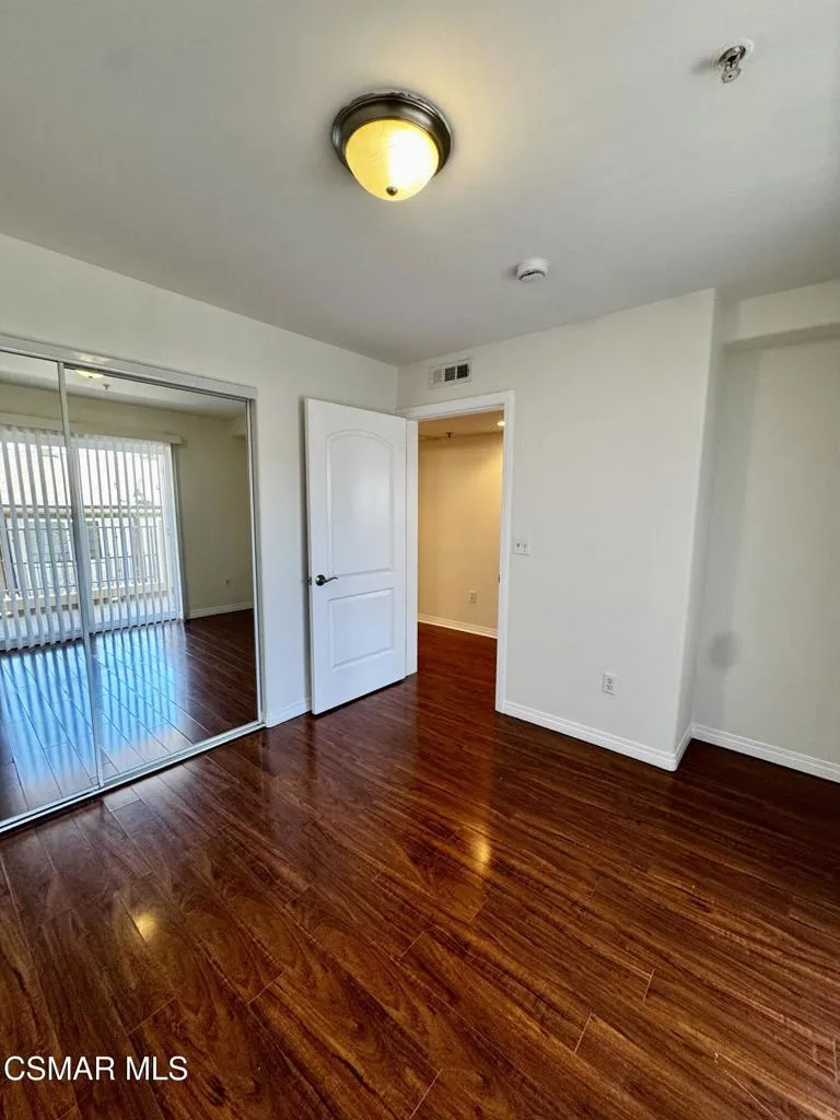 13525 Vanowen Street #106 Van Nuys, CA 91405