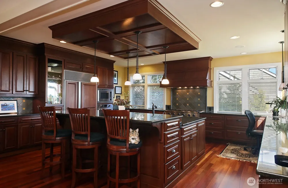 2382 Soundview Drive Langley, WA 98260