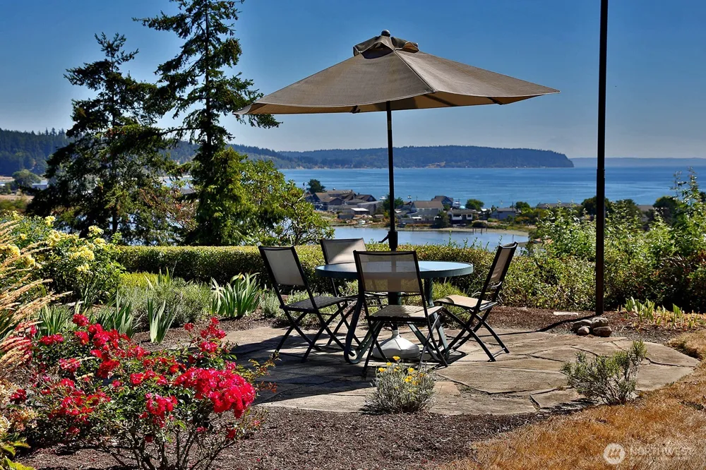 2382 Soundview Drive Langley, WA 98260