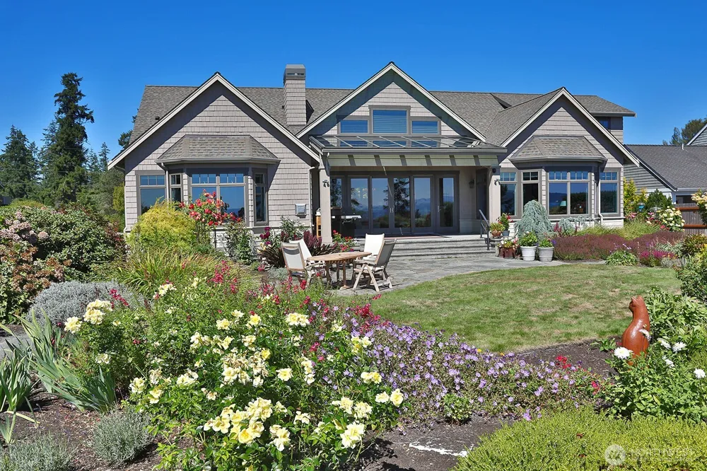 2382 Soundview Drive Langley, WA 98260