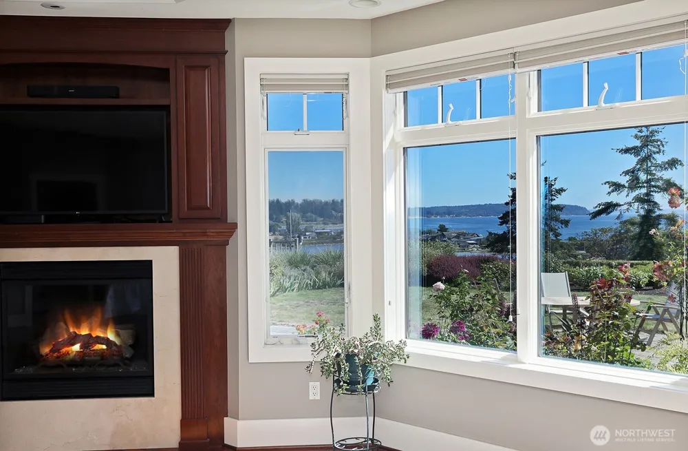 2382 Soundview Drive Langley, WA 98260