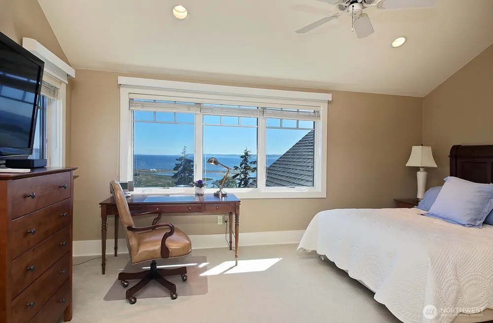 2382 Soundview Drive Langley, WA 98260