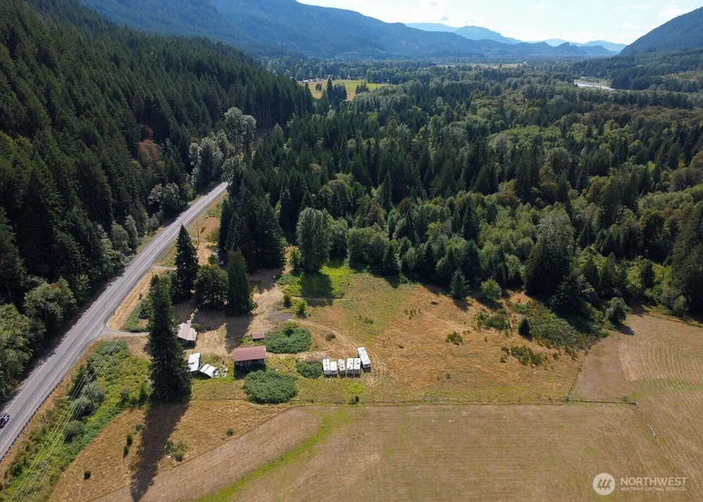 11737 US Hwy 12 Randle, WA 98377