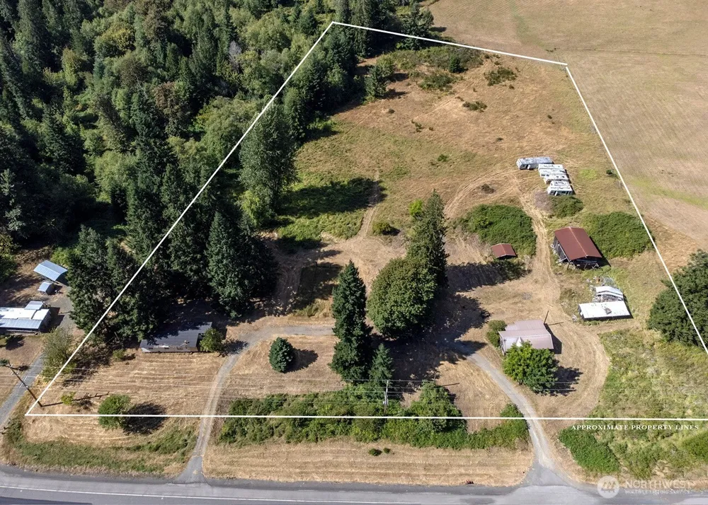 11737 US Hwy 12 Randle, WA 98377