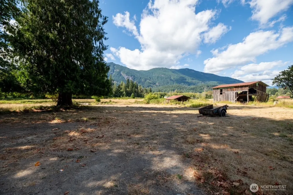 11737 US Hwy 12 Randle, WA 98377