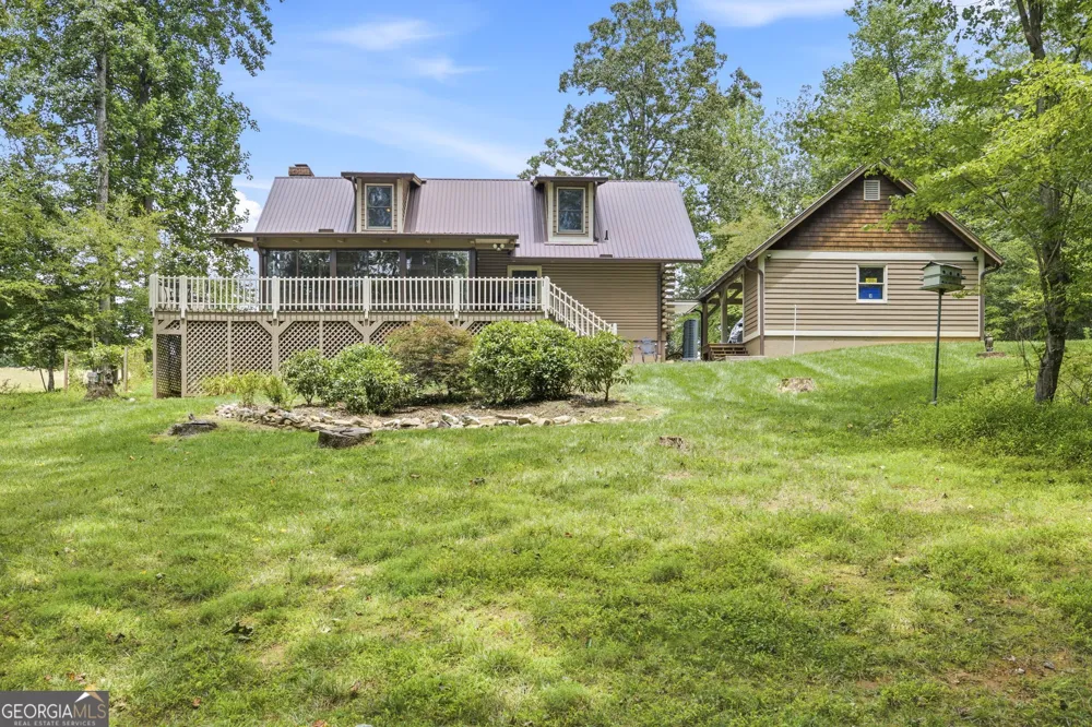 938 Waters ST W Clarkesville, GA 30523