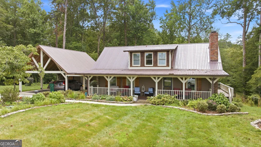 938 Waters ST W Clarkesville, GA 30523